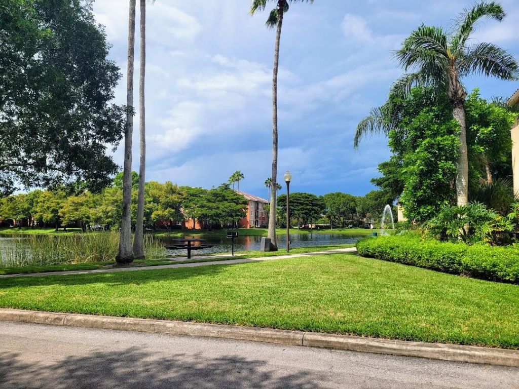 4197 N Haverhill Road, Unit 212, West Palm Beach, FL 33417 Photo