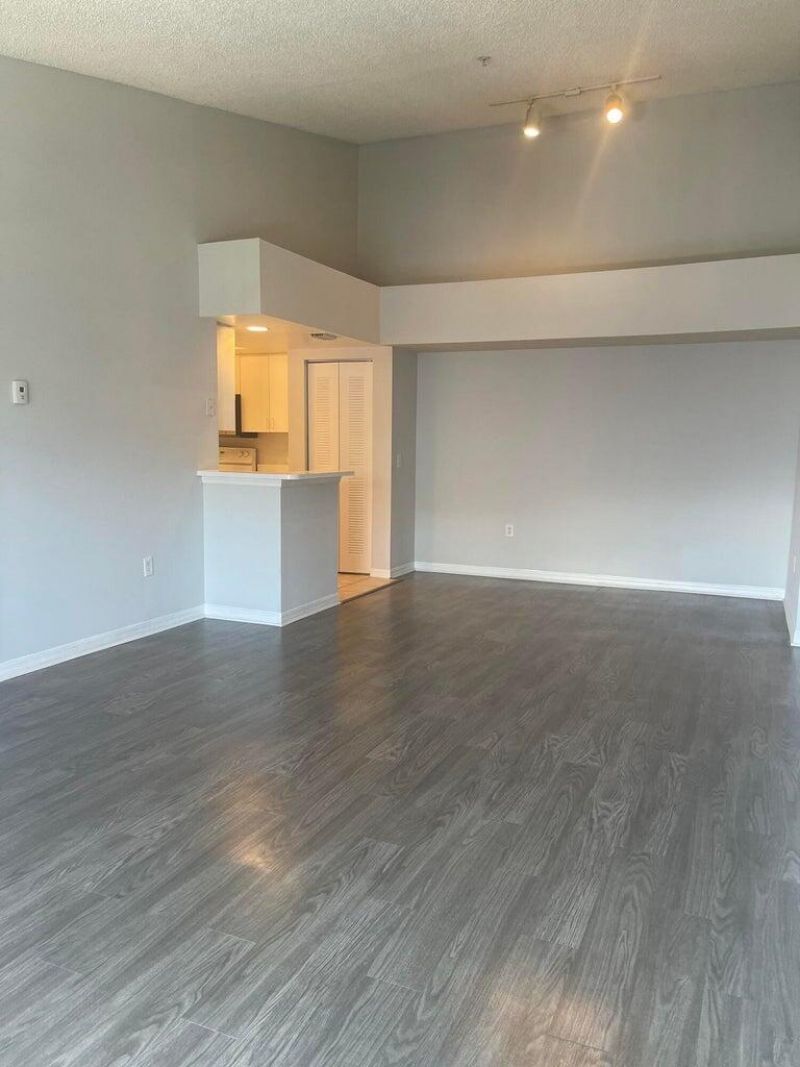 4197 N Haverhill Road, Unit 212, West Palm Beach, FL 33417 Photo