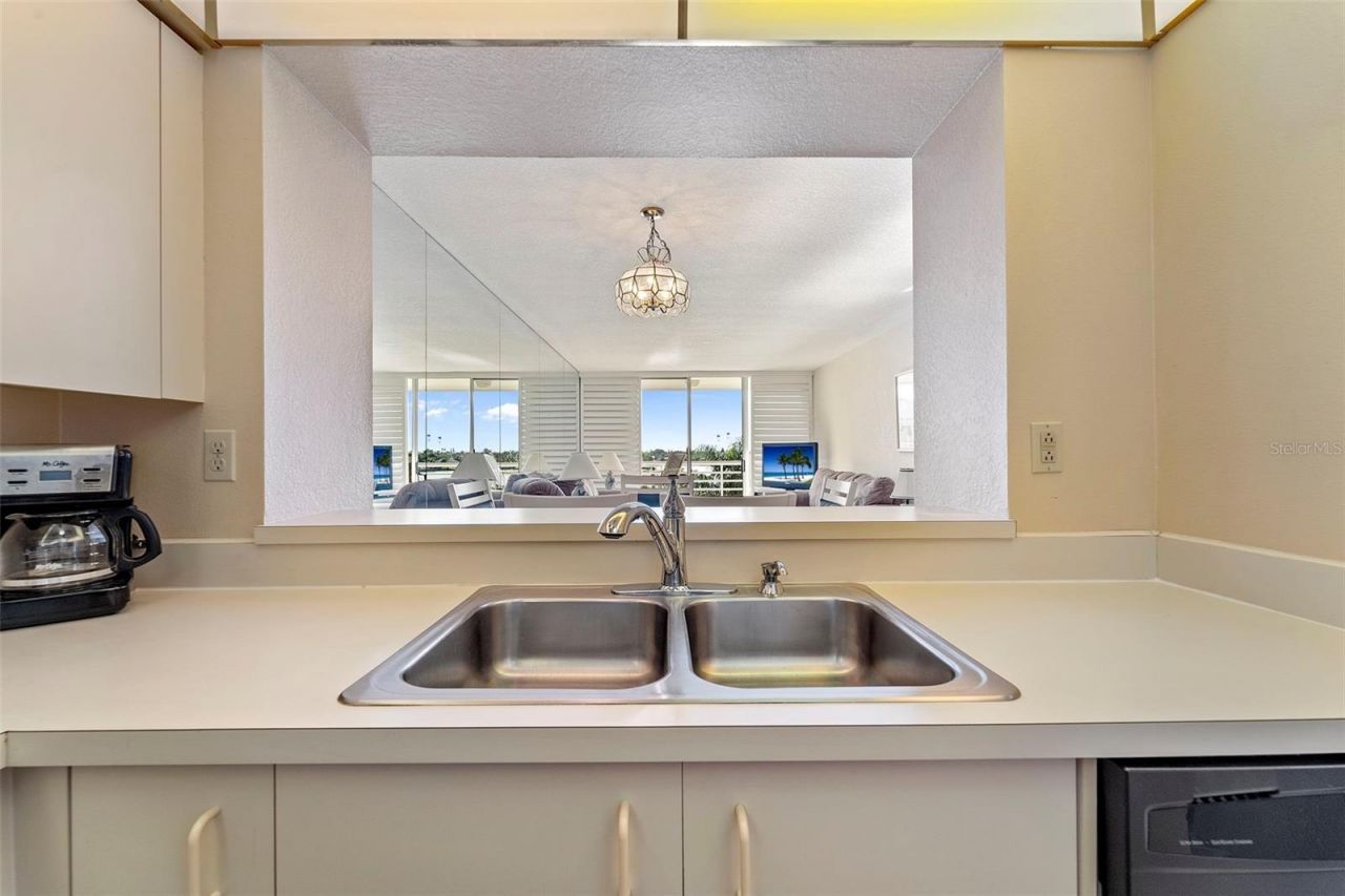 6021 Bahia Del Mar Circle, Unit 534, Saint Petersburg, FL 33715 Photo