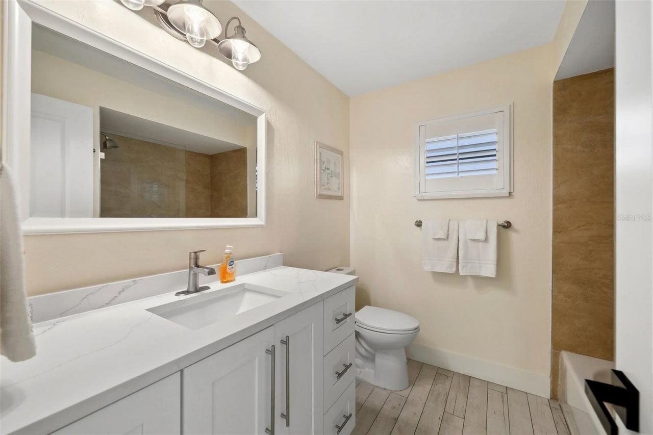 1600 Edith Esplanade, Cape Coral, FL 33904 Photo