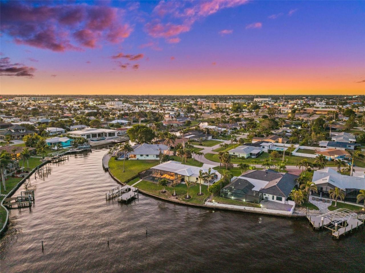 1600 Edith Esplanade, Cape Coral, FL 33904 Photo