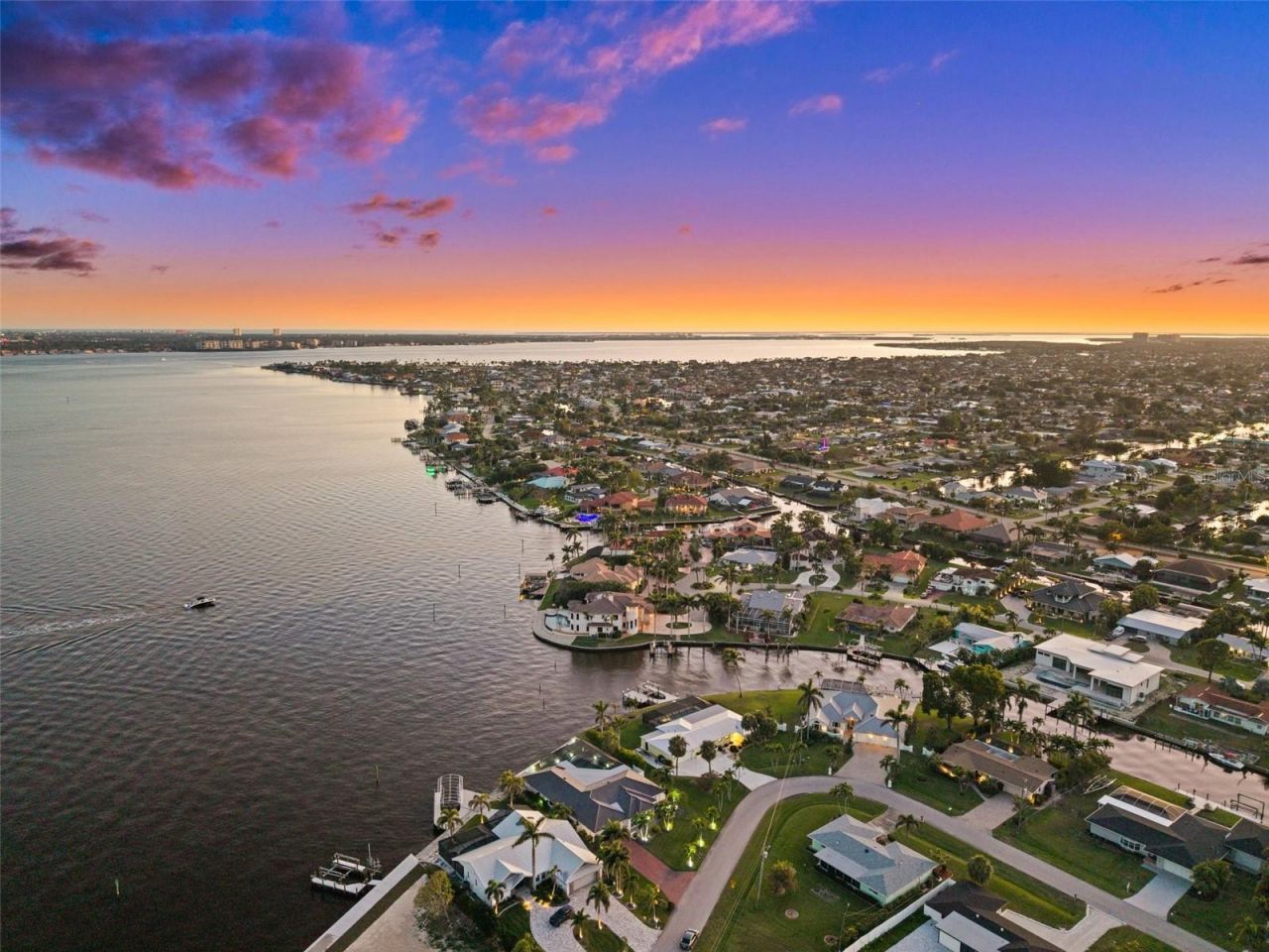 1600 Edith Esplanade, Cape Coral, FL 33904 Photo
