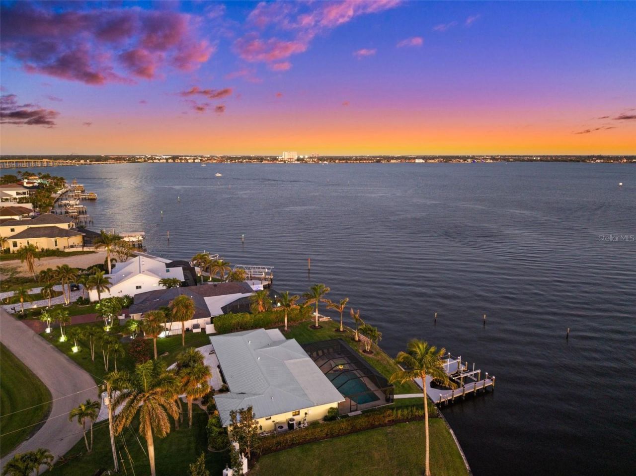 1600 Edith Esplanade, Cape Coral, FL 33904 Photo