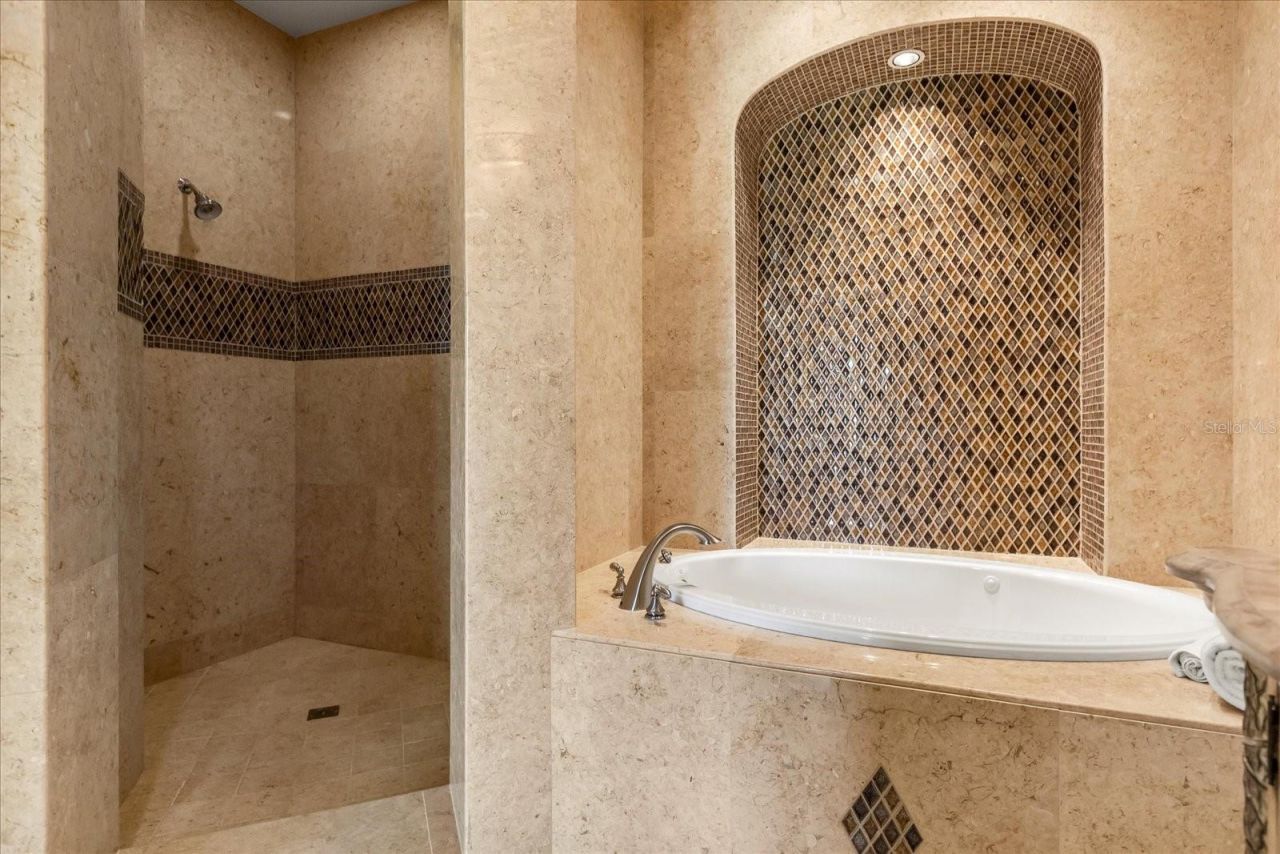 8590 Apache Trail, Kissimmee, FL 34747 Photo