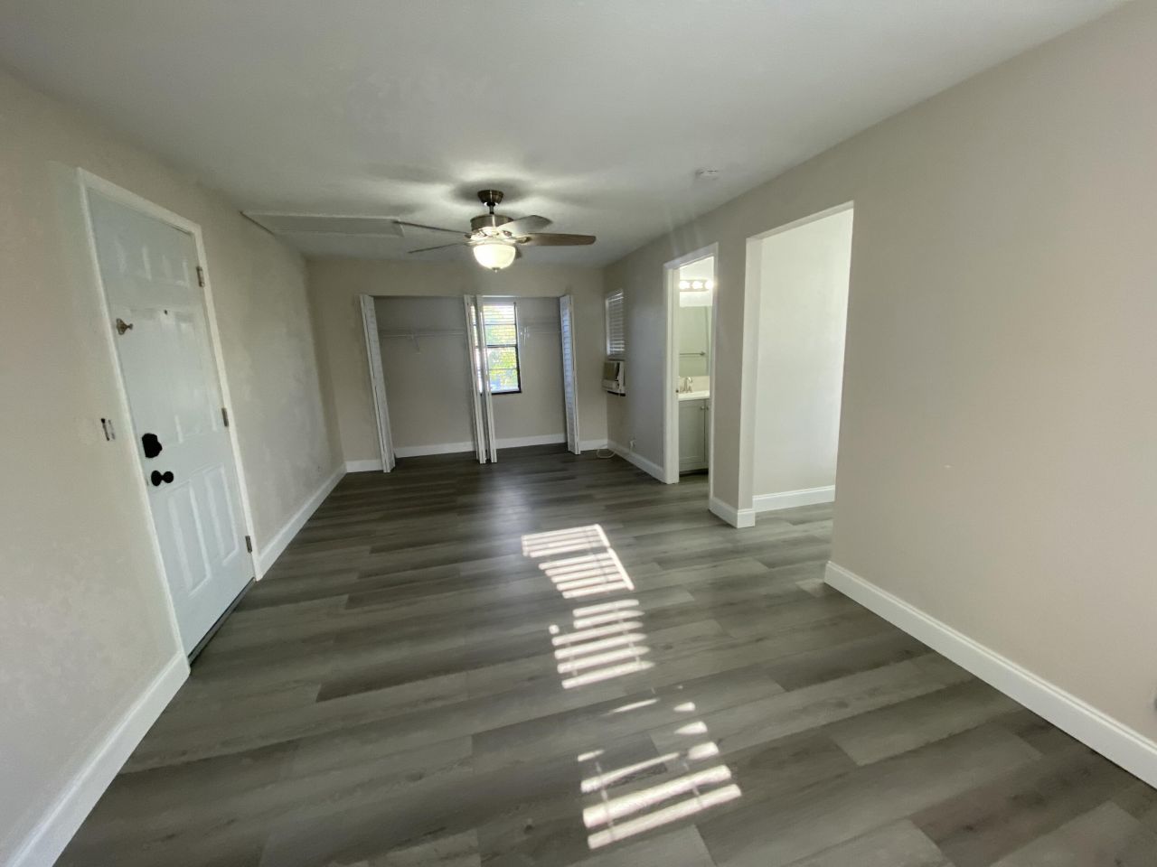 11 N Lakeside Drive, Unit 4, Lake Worth Beach, FL 33460 Photo