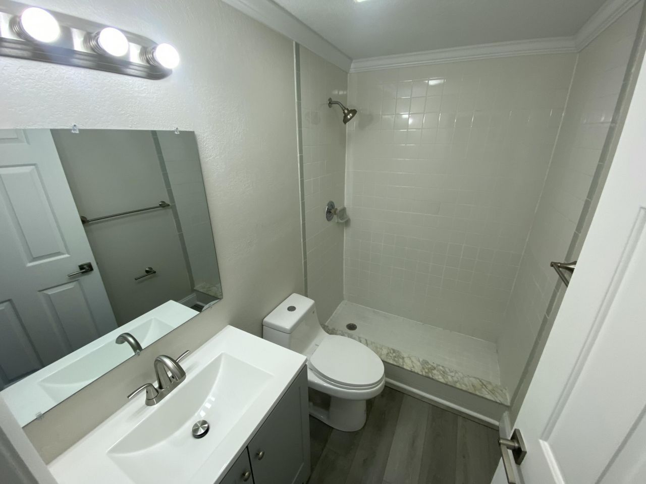 11 N Lakeside Drive, Unit 4, Lake Worth Beach, FL 33460 Photo