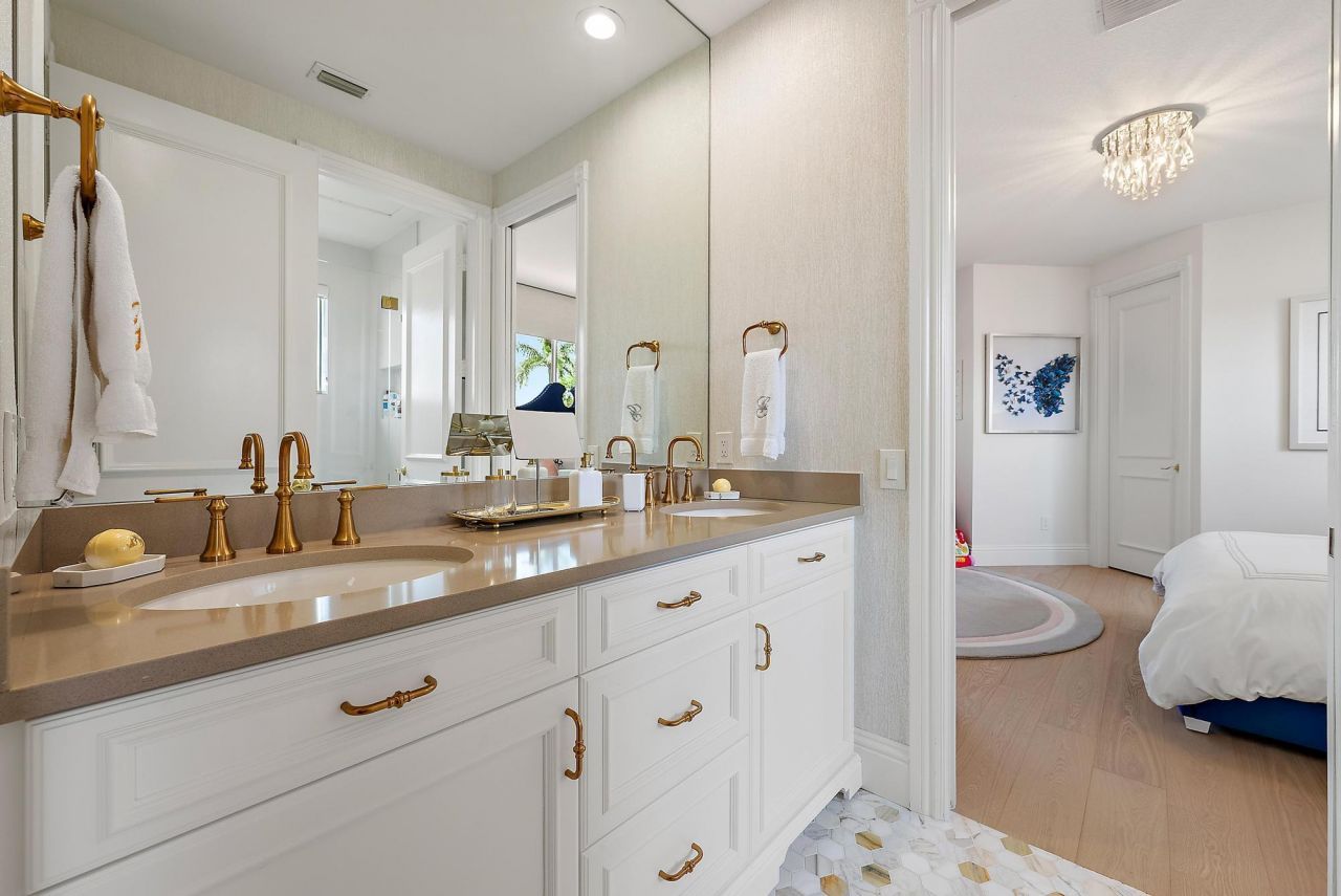 8531 Egret Lakes Lane, West Palm Beach, FL 33412 Photo