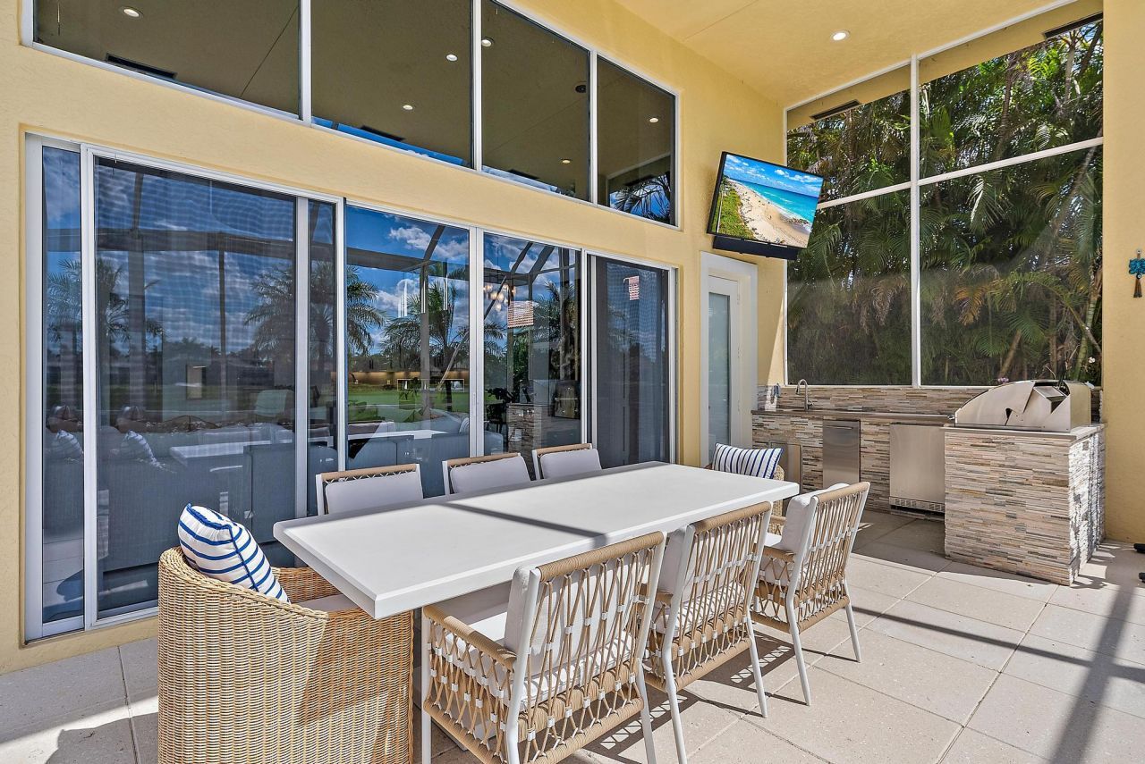 8531 Egret Lakes Lane, West Palm Beach, FL 33412 Photo