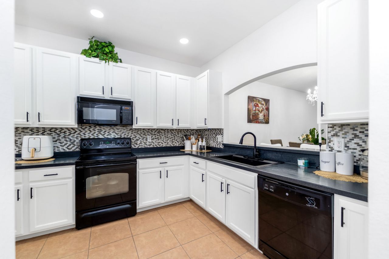 14190 Fall Creek Court, Naples, FL 34114 Photo