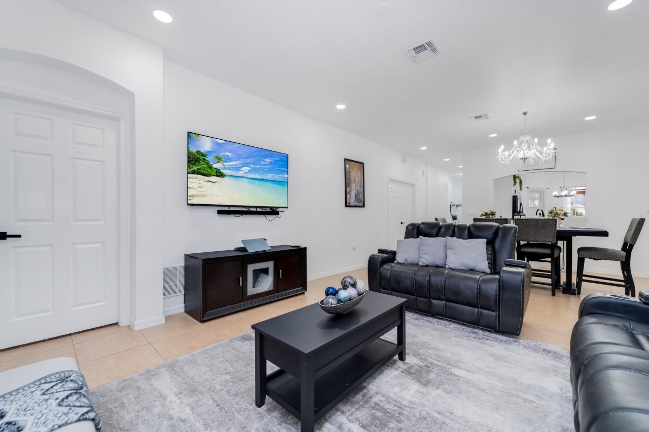 14190 Fall Creek Court, Naples, FL 34114 Photo