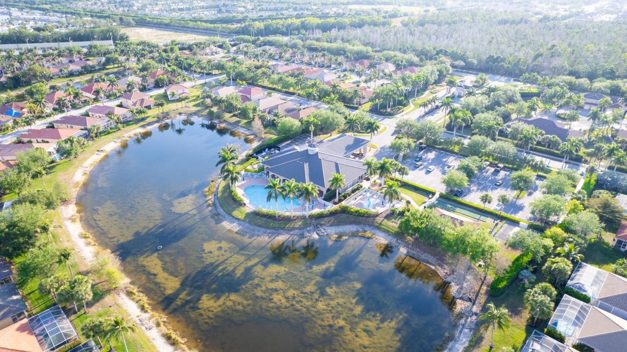 14190 Fall Creek Court, Naples, FL 34114 Photo