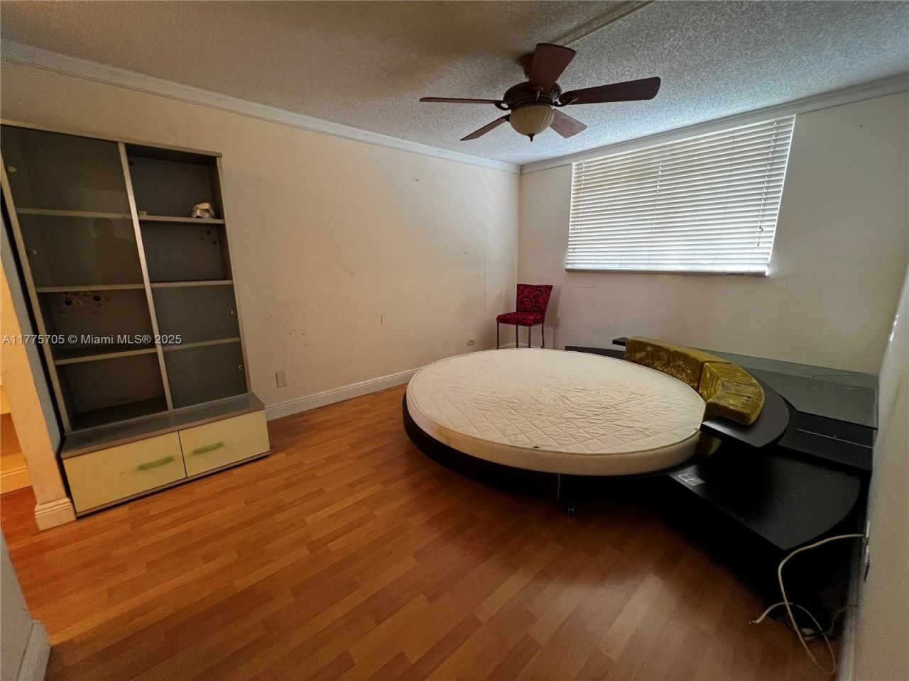 447 NE 195th St, Unit 309, Miami, FL 33179 Photo