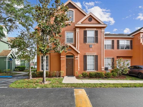 9740 LAKE CHASE ISLAND WAY, Unit 9740, TAMPA, FL 33626