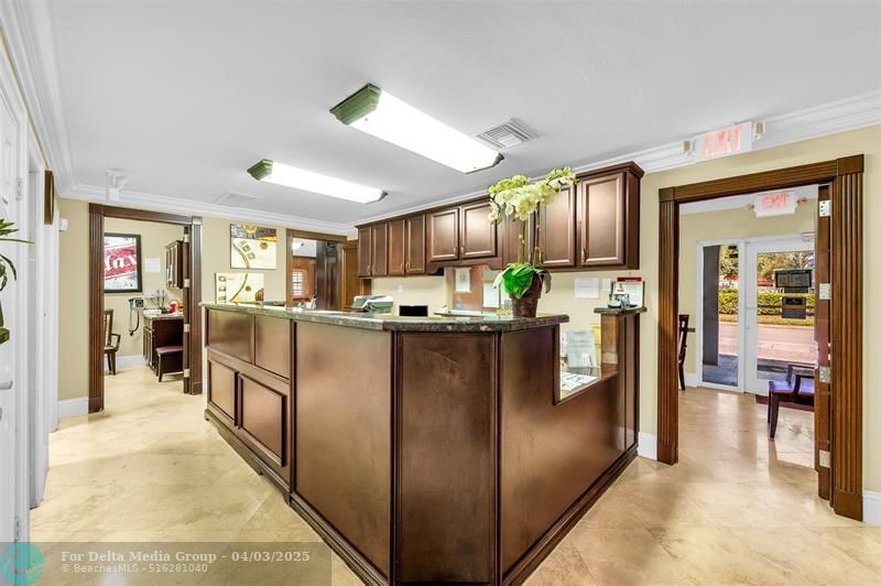 910 S State Road 7, Plantation, FL 33317 Photo