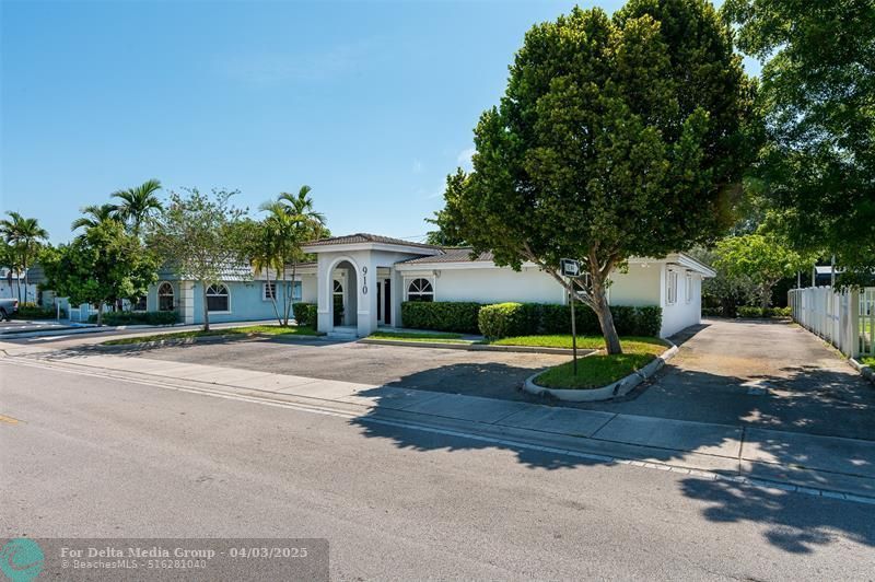 910 S State Road 7, Plantation, FL 33317 Photo