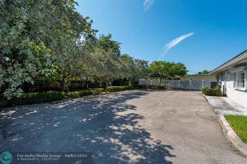 910 S State Road 7, Plantation, FL 33317 Photo