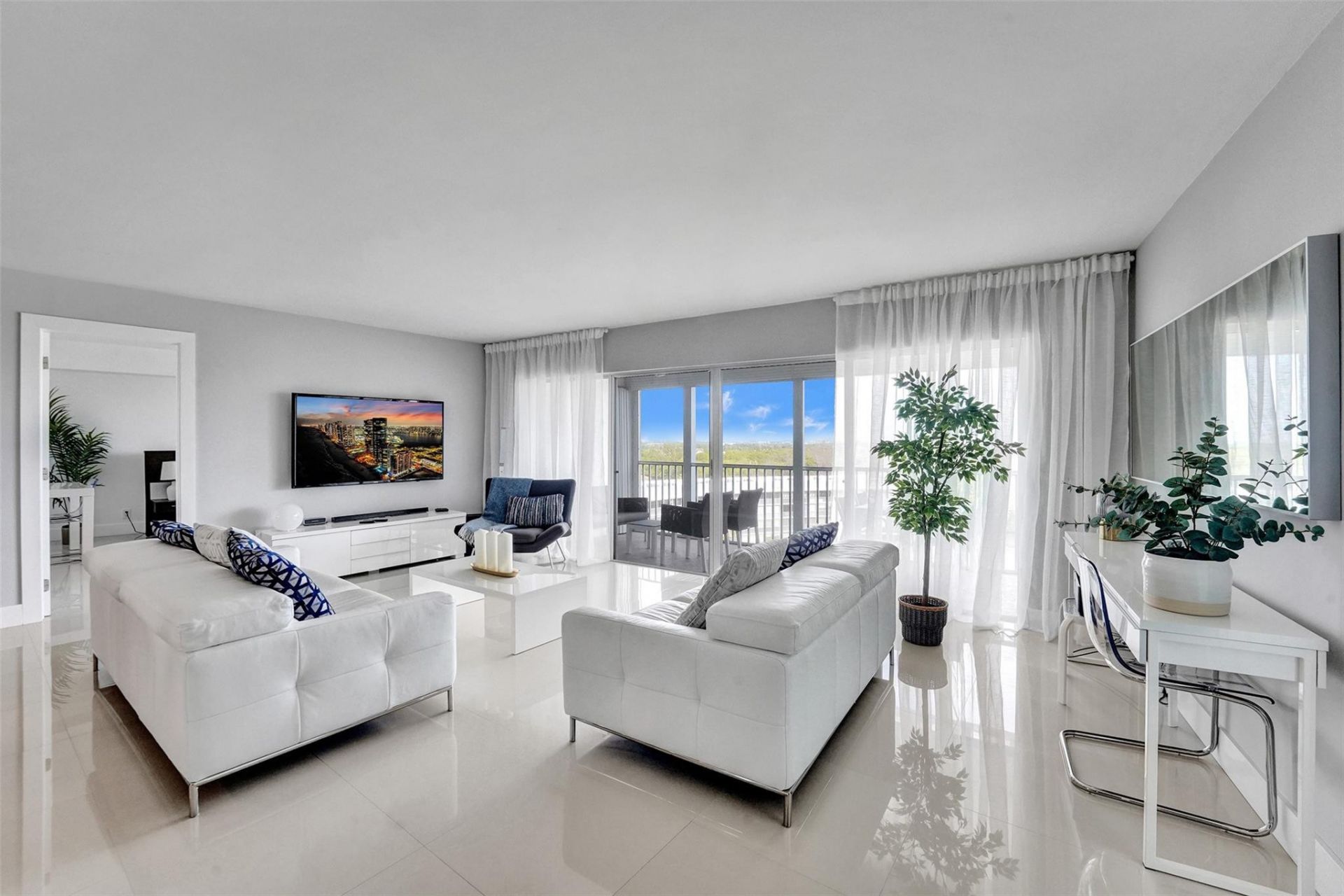 1523 E Hillsboro Boulevard, Unit 1031, Deerfield Beach, FL 33441 Photo