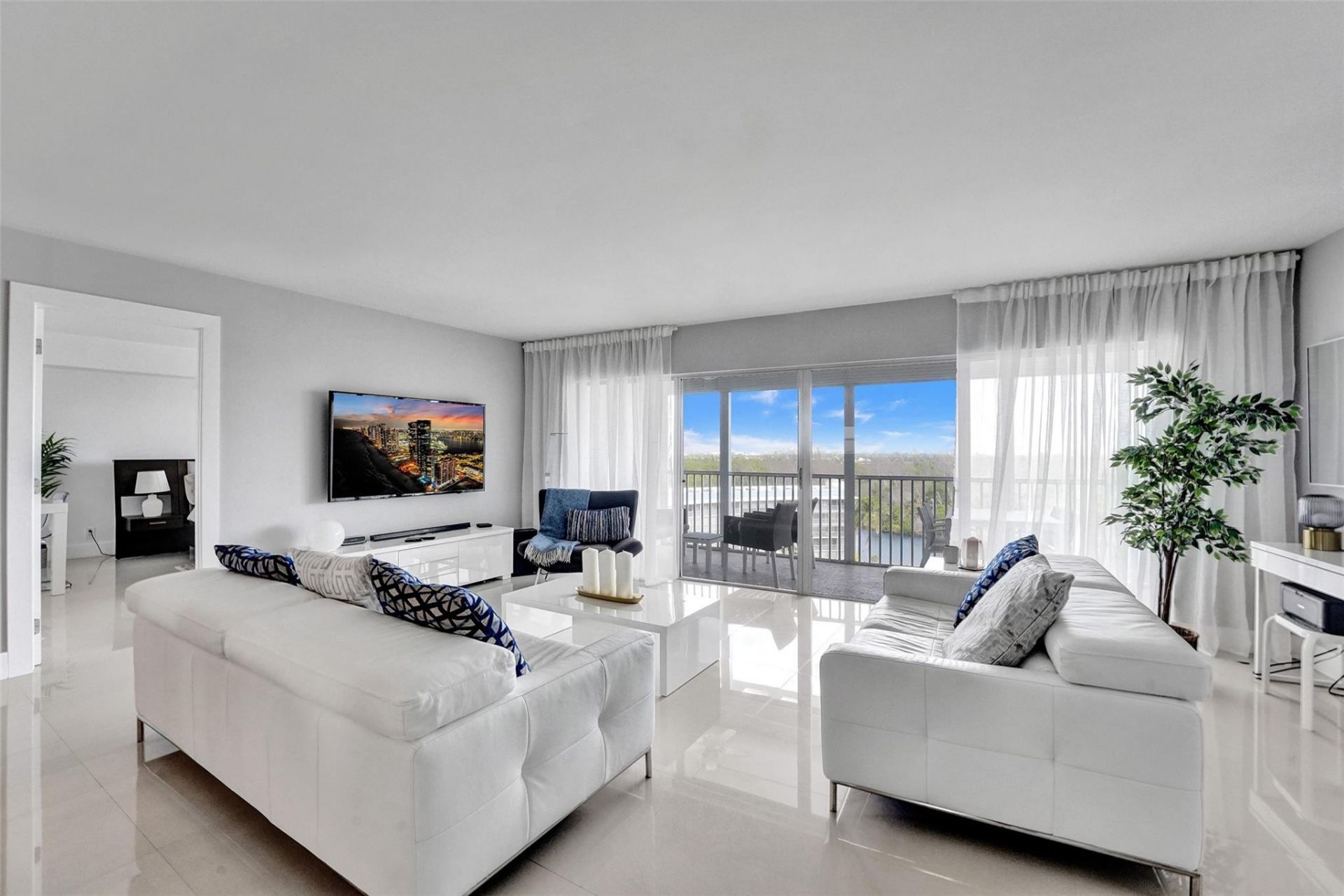 1523 E Hillsboro Boulevard, Unit 1031, Deerfield Beach, FL 33441 Photo