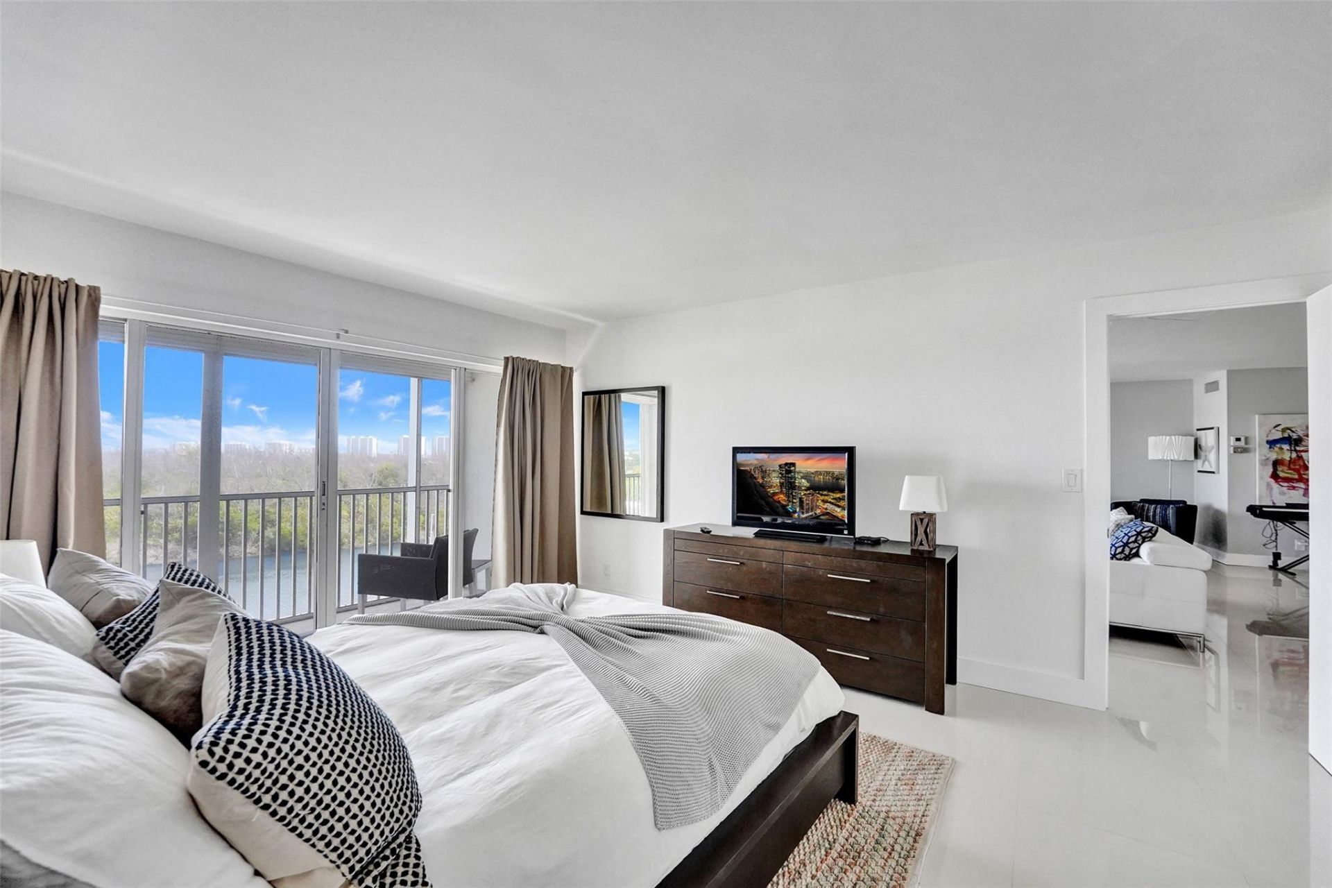 1523 E Hillsboro Boulevard, Unit 1031, Deerfield Beach, FL 33441 Photo