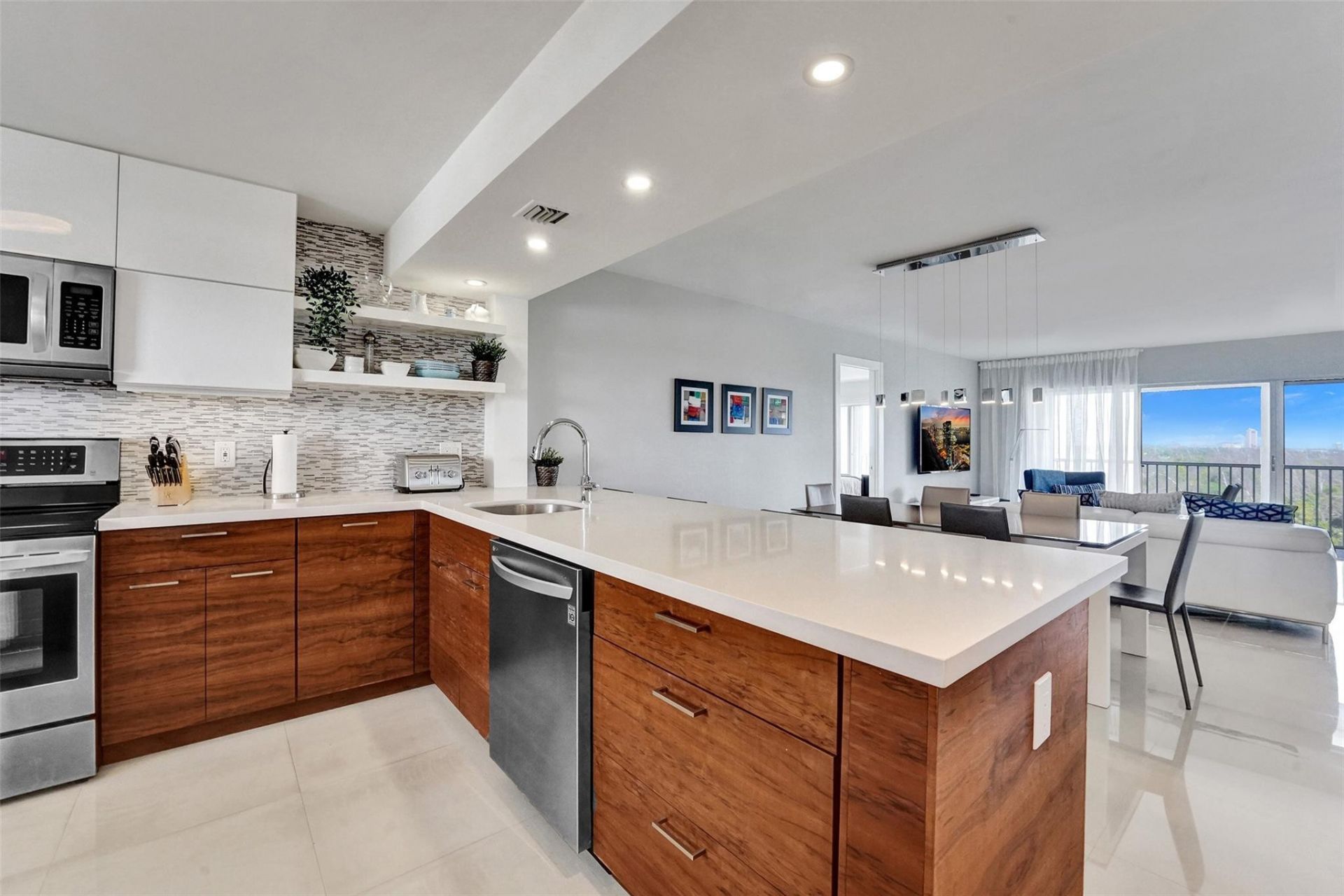 1523 E Hillsboro Boulevard, Unit 1031, Deerfield Beach, FL 33441 Photo