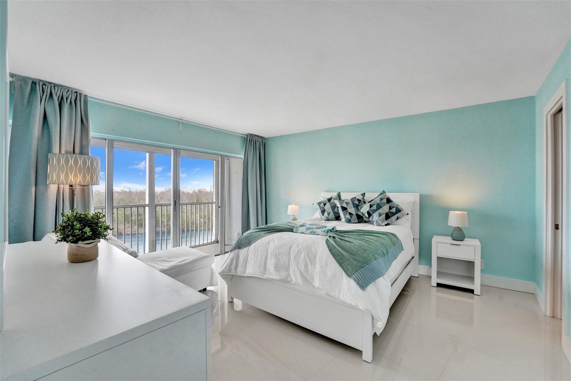 1523 E Hillsboro Boulevard, Unit 1031, Deerfield Beach, FL 33441 Photo