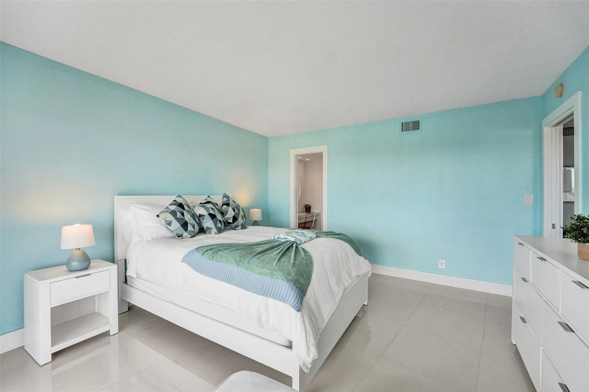 1523 E Hillsboro Boulevard, Unit 1031, Deerfield Beach, FL 33441 Photo