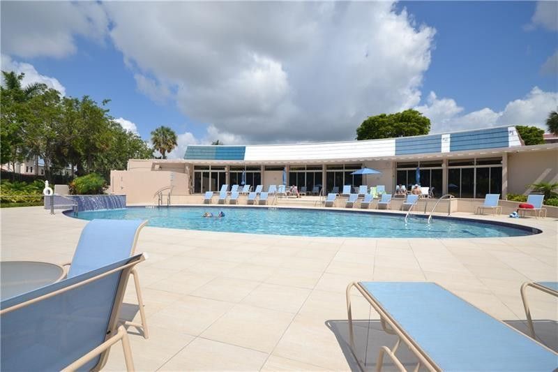 1523 E Hillsboro Boulevard, Unit 1031, Deerfield Beach, FL 33441 Photo