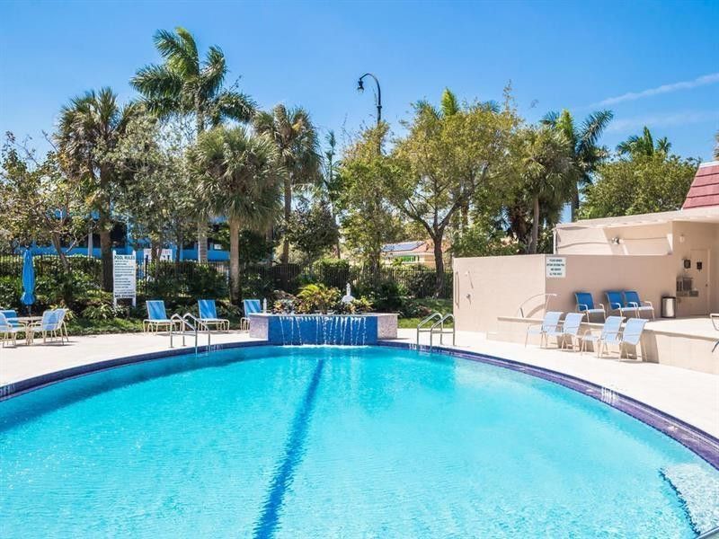 1523 E Hillsboro Boulevard, Unit 1031, Deerfield Beach, FL 33441 Photo