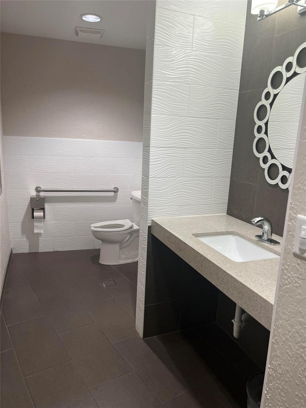 1523 E Hillsboro Boulevard, Unit 1031, Deerfield Beach, FL 33441 Photo