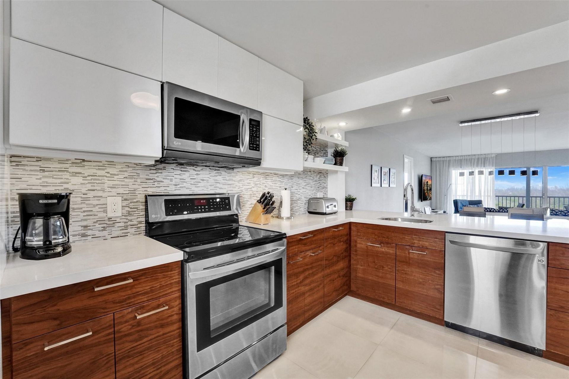 1523 E Hillsboro Boulevard, Unit 1031, Deerfield Beach, FL 33441 Photo