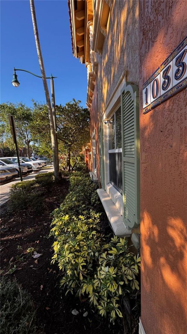 1033 SW 144th Ave, Unit 2705, Pembroke Pines, FL 33027 Photo