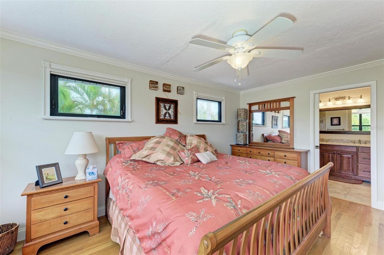 526 Loquat Drive, Anna Maria, FL 34216 Photo