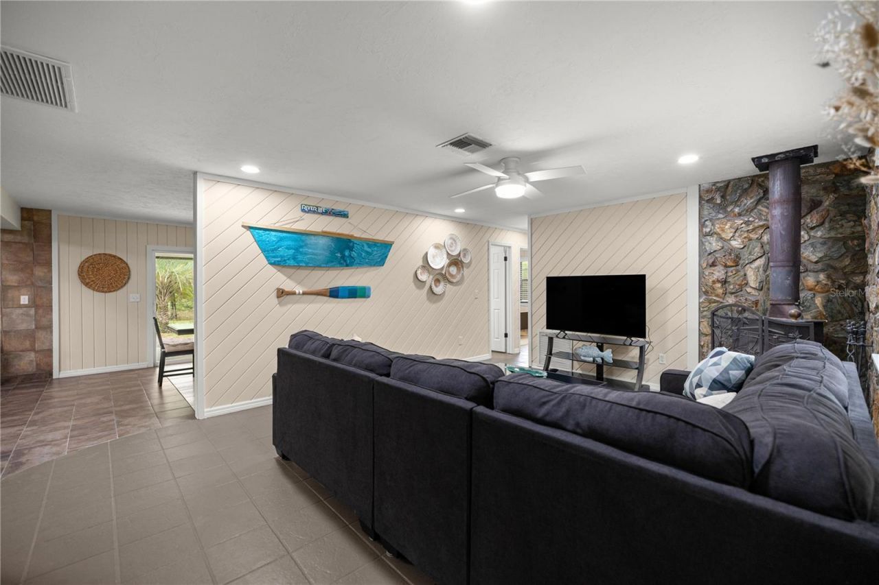 20190 SW 54th Street, Dunnellon, FL 34431 Photo