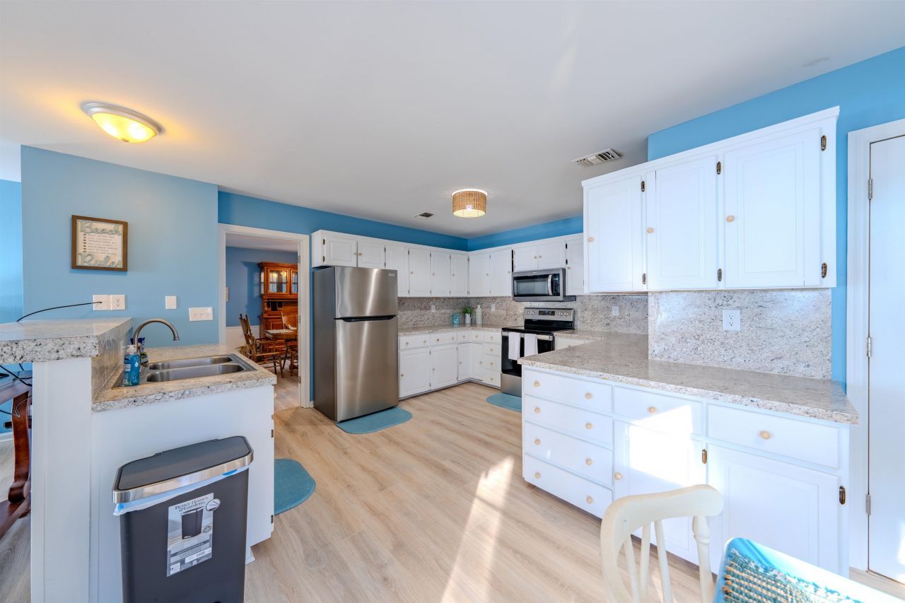 1617 E Highway 98, Carrabelle, FL 32322 Photo