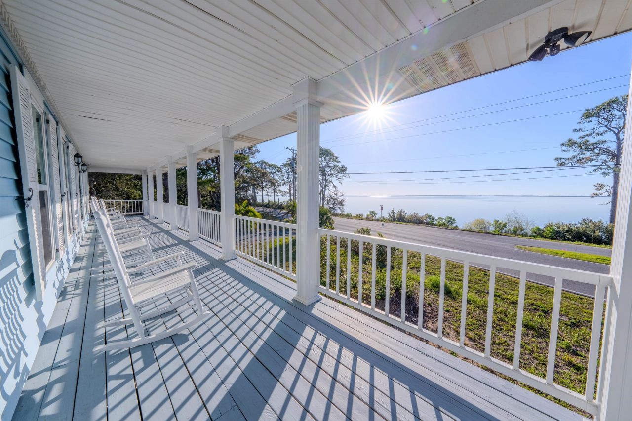 1617 E Highway 98, Carrabelle, FL 32322 Photo