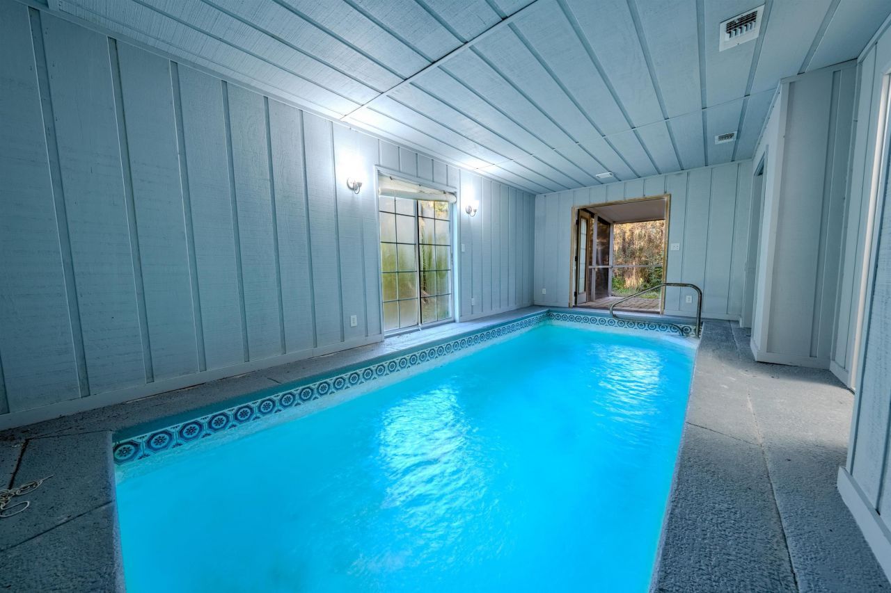 1617 E Highway 98, Carrabelle, FL 32322 Photo