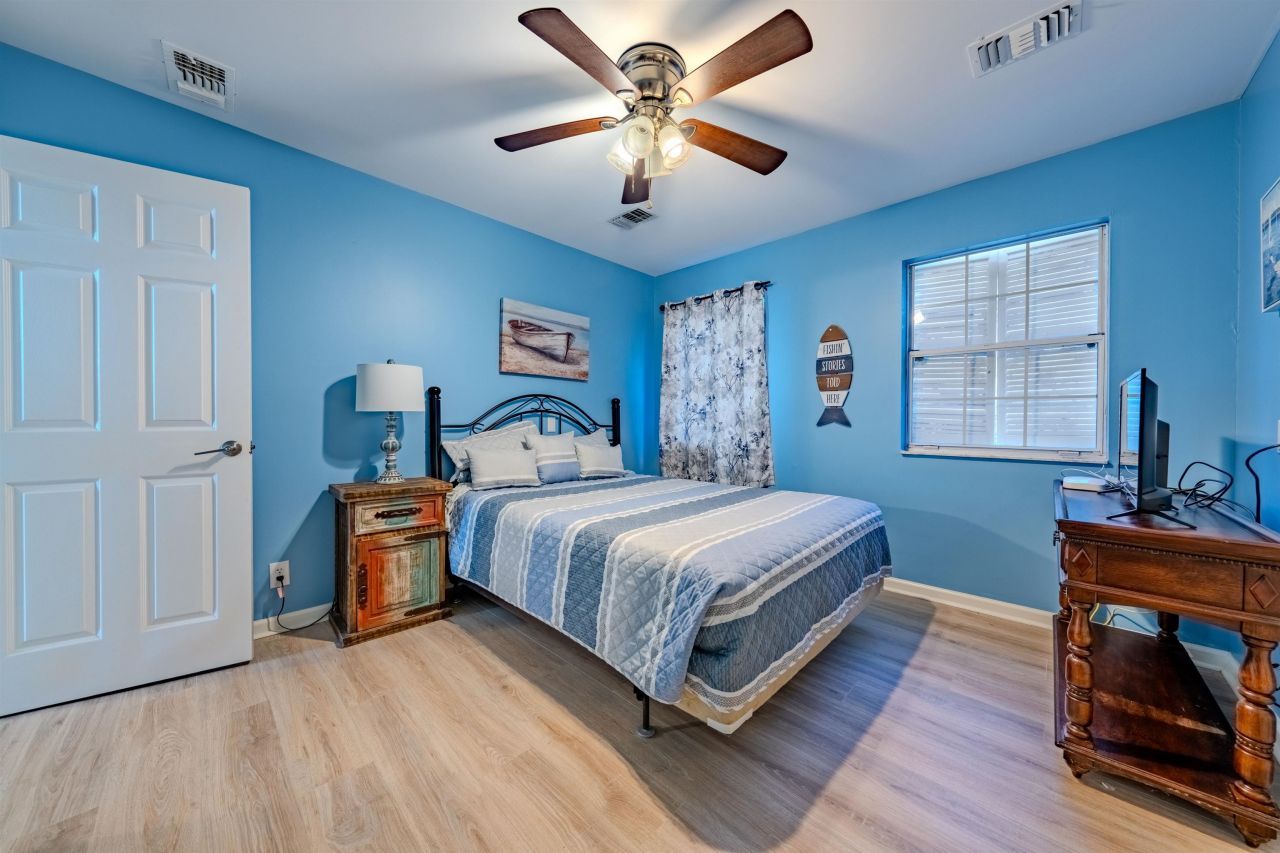 1617 E Highway 98, Carrabelle, FL 32322 Photo