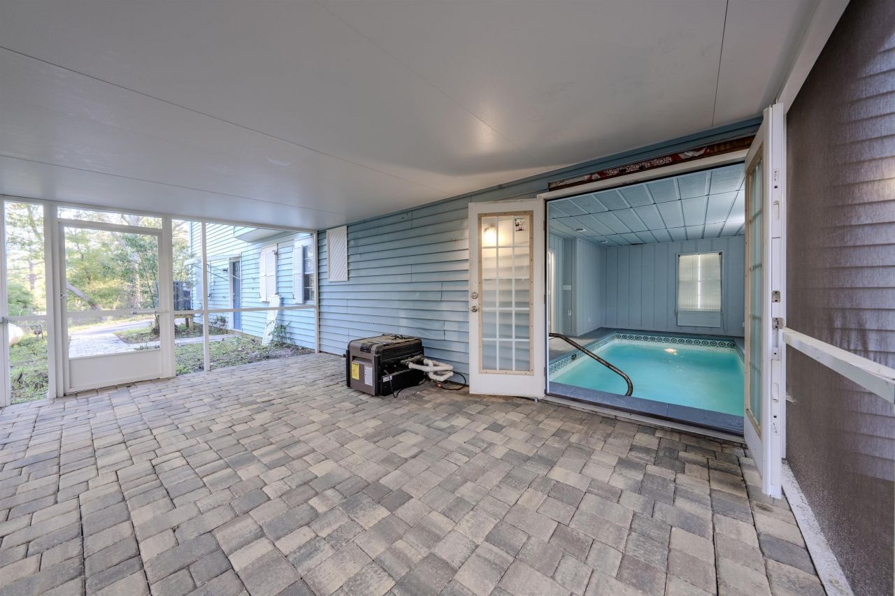 1617 E Highway 98, Carrabelle, FL 32322 Photo