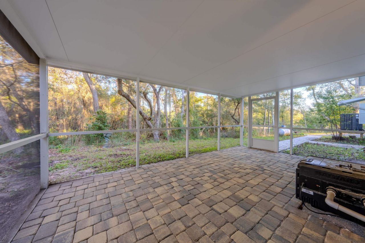 1617 E Highway 98, Carrabelle, FL 32322 Photo