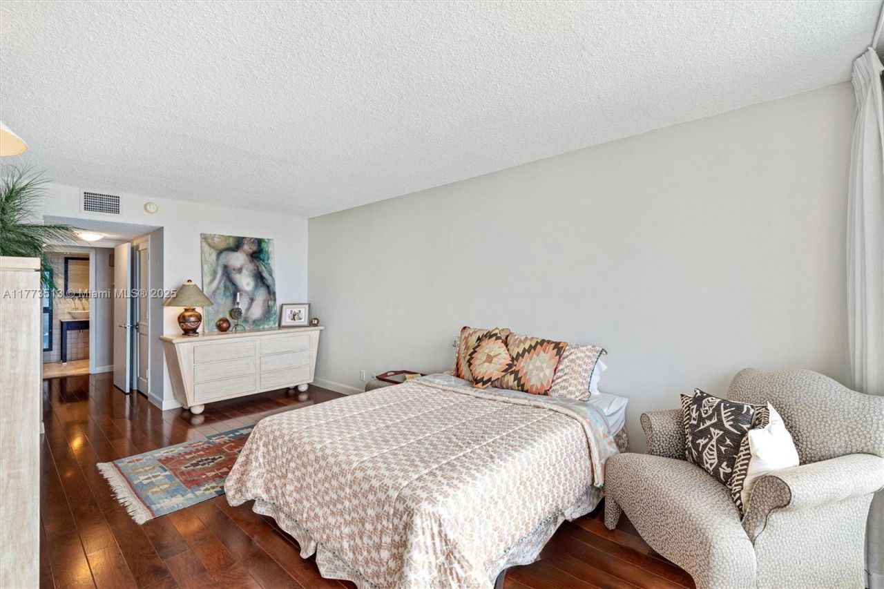 2100 S Ocean Ln, Unit 805, Fort Lauderdale, FL 33316 Photo