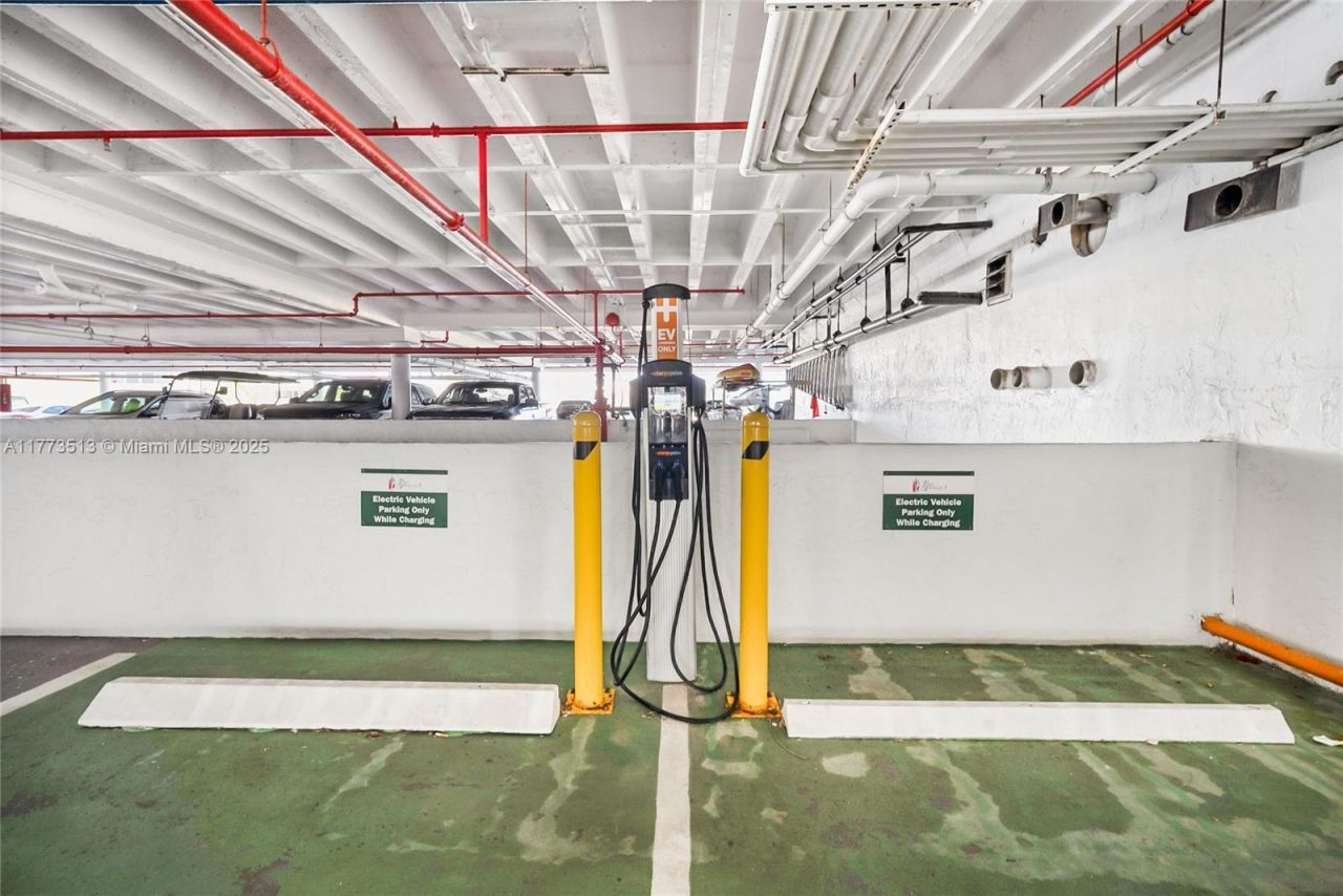 2100 S Ocean Ln, Unit 805, Fort Lauderdale, FL 33316 Photo