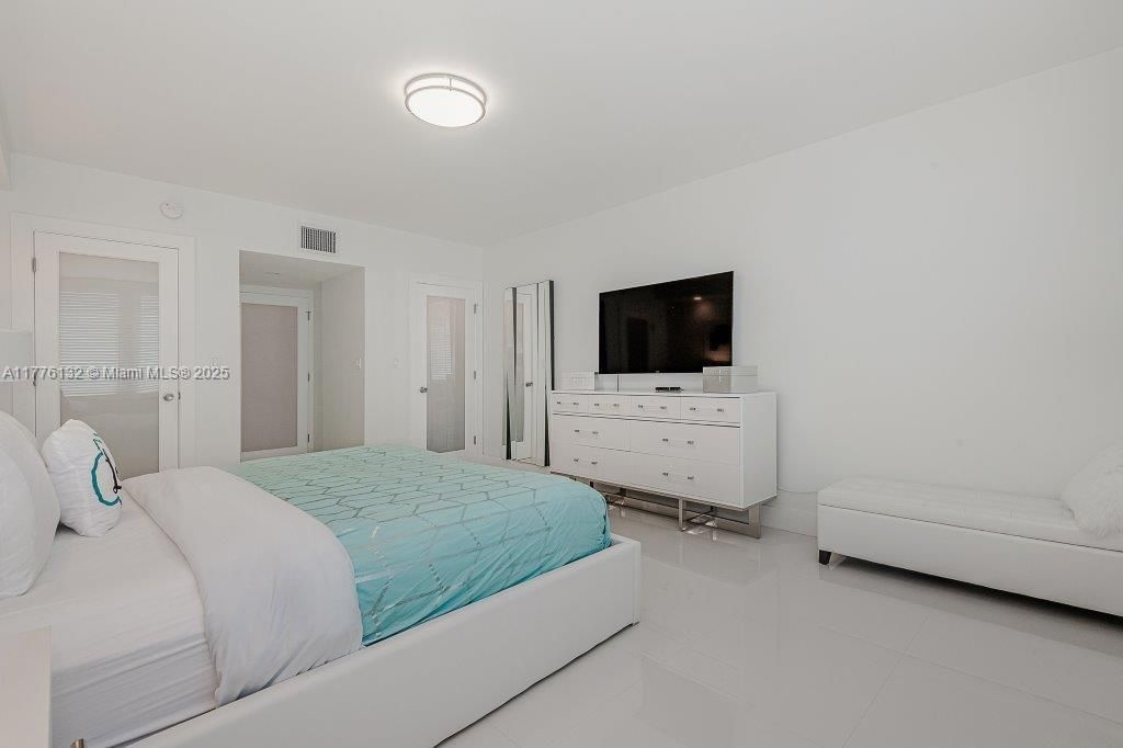2301 Collins Ave, Unit 1424, Miami Beach, FL 33139 Photo