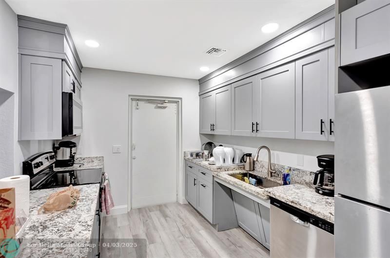 7410 NW 1st Street, Unit 207, Margate, FL 33063 Photo