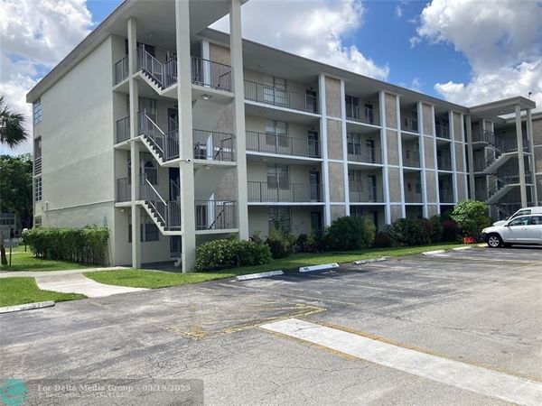 2998 NW 48th Ter, Unit 332, Lauderdale Lakes, FL 33313