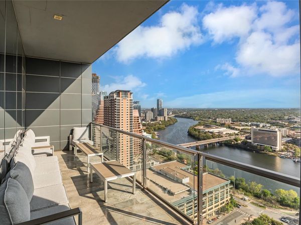 210 Lavaca ST, Unit 2903, Austin, TX 78701