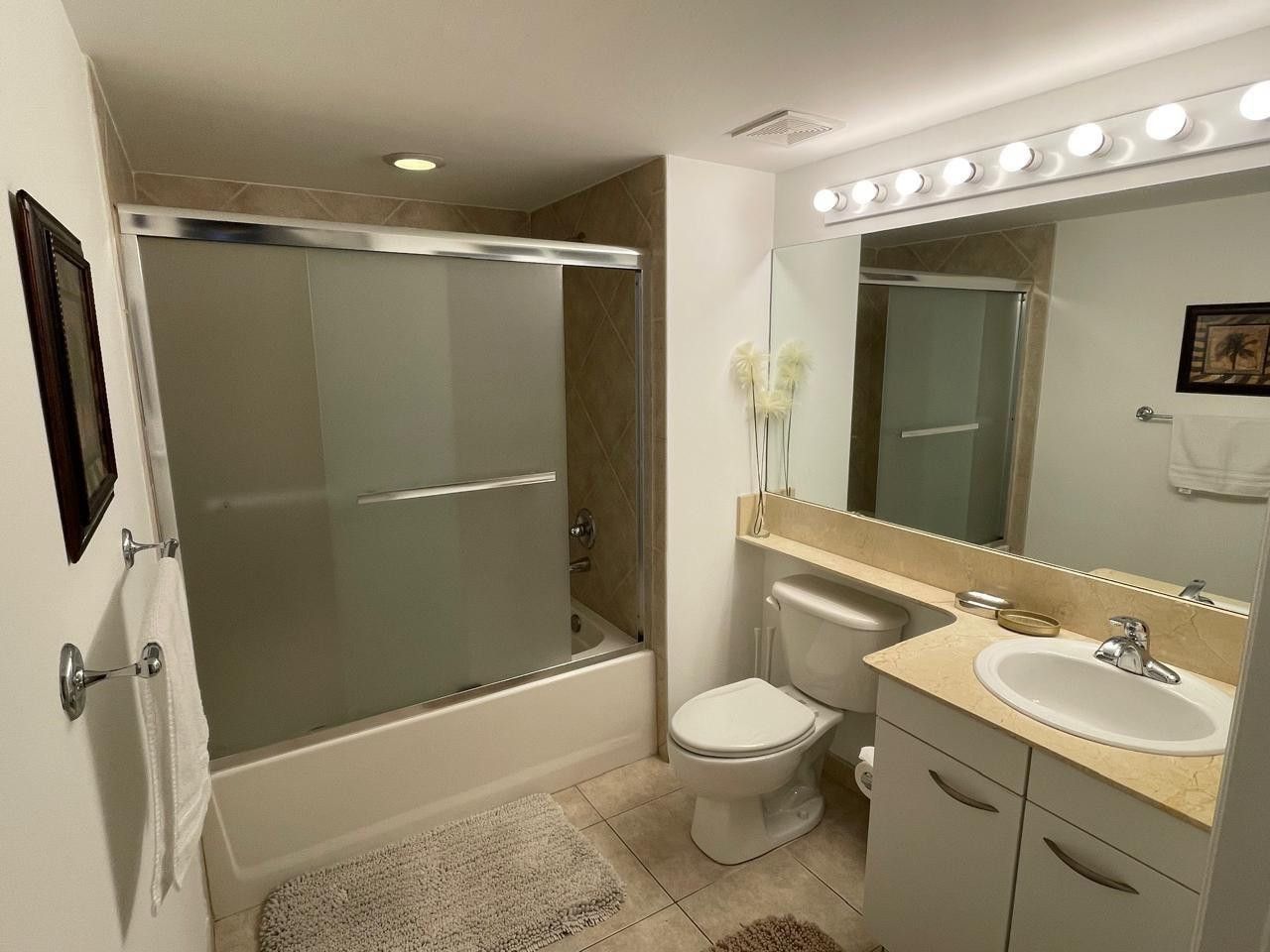 2080 S Ocean Drive, Unit 505, Hallandale Beach, FL 33009 Photo