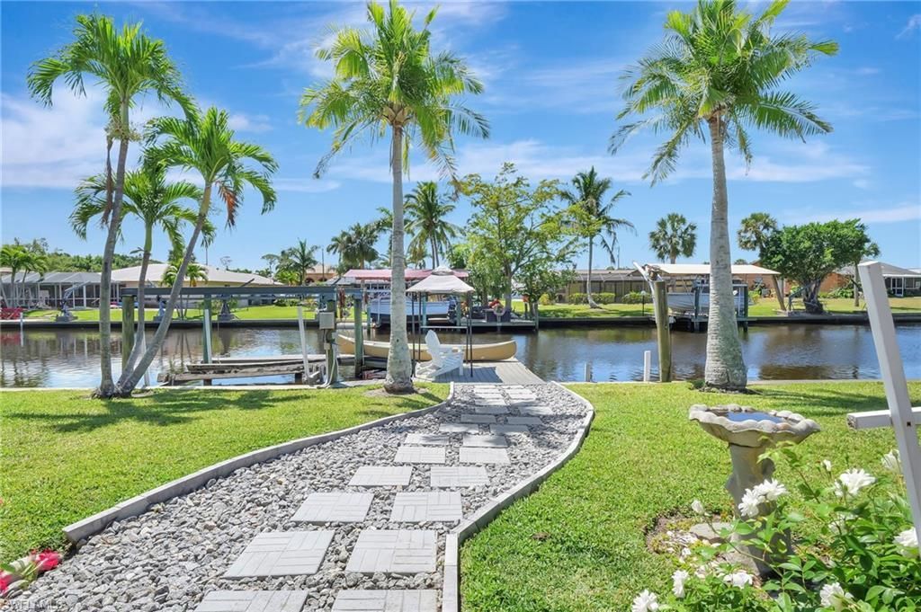 1230 Betmar Blvd, North Fort Myers, FL 33903 Photo