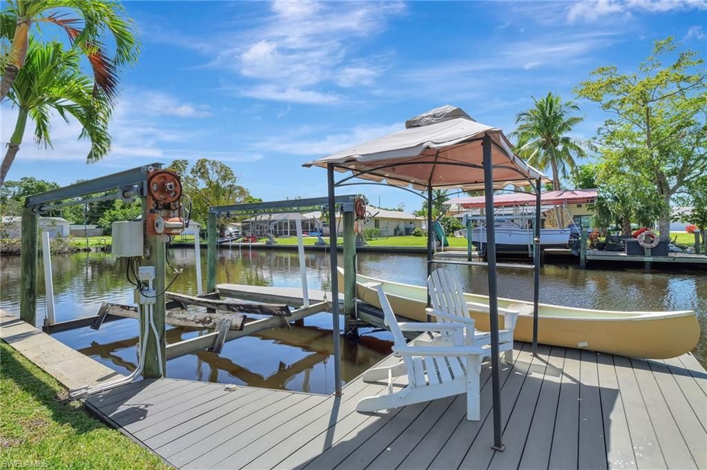 1230 Betmar Blvd, North Fort Myers, FL 33903 Photo