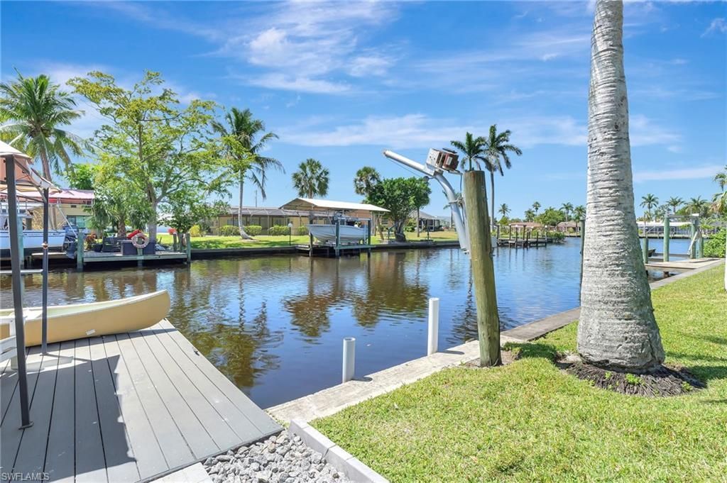 1230 Betmar Blvd, North Fort Myers, FL 33903 Photo