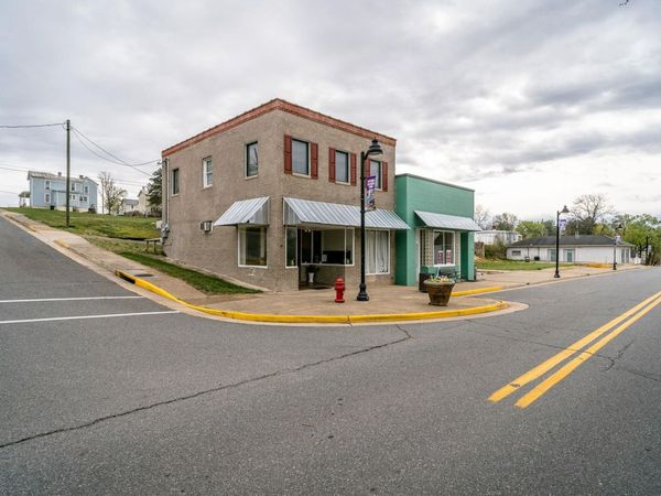 500-504 FIRST ST, SHENANDOAH, VA 22849